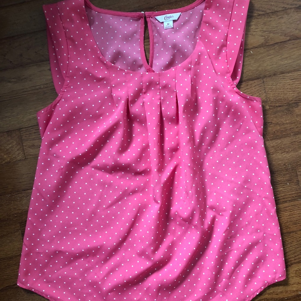 Spring 🌸🌸🌸 pink and white polka-dot top!!!